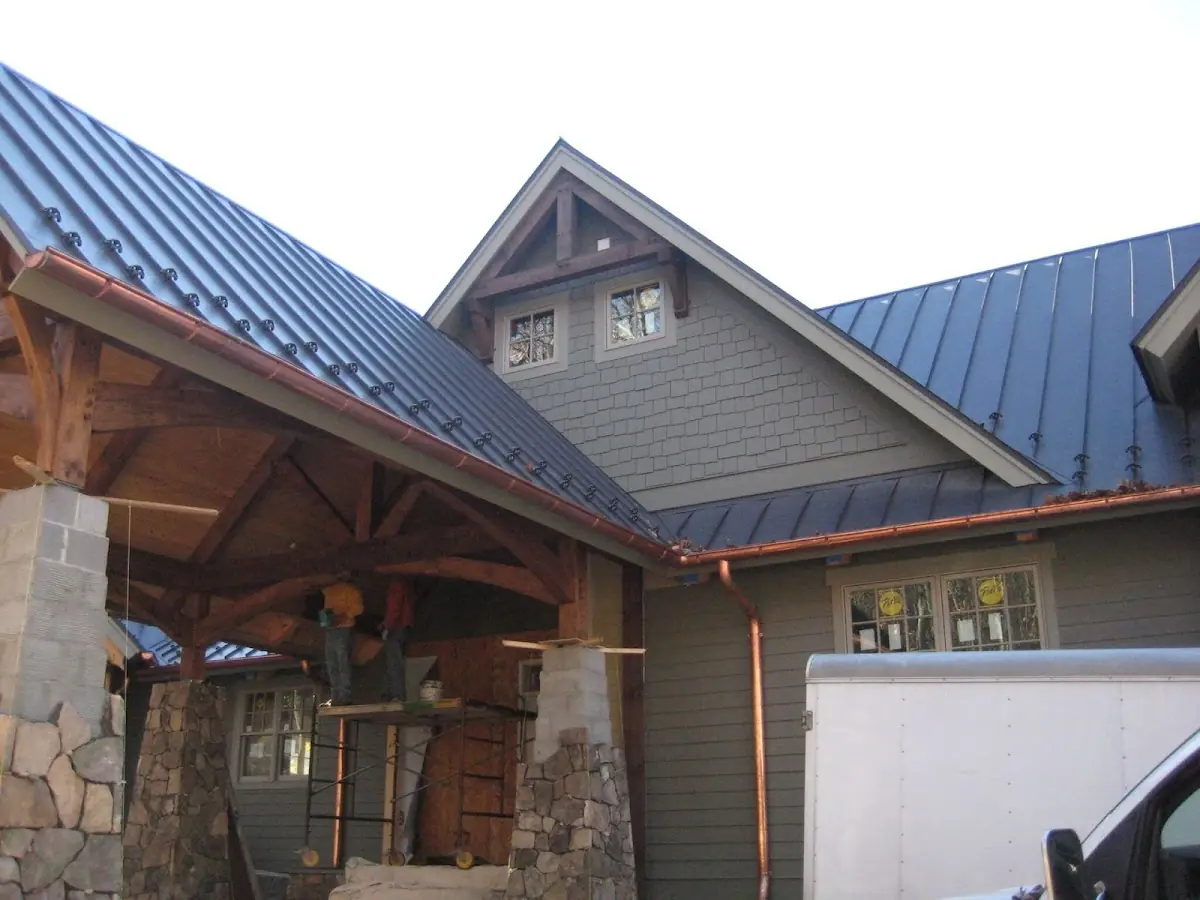 Craftsman Roofing team delivering quality roofing work in Cluster Springs